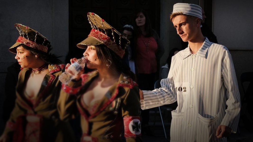Anti-Semitic - Holocaust themed Parade Spain
