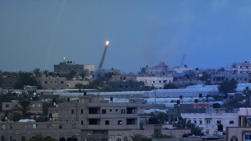 Gaza Fires Rocket into Israel
