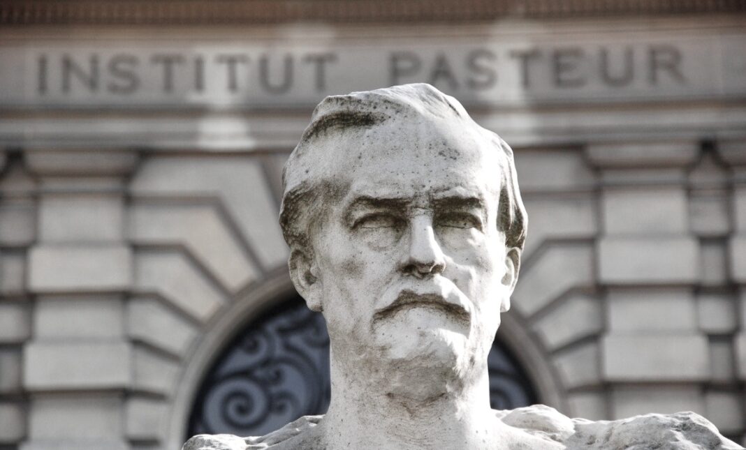 Louis Pasteur Statue