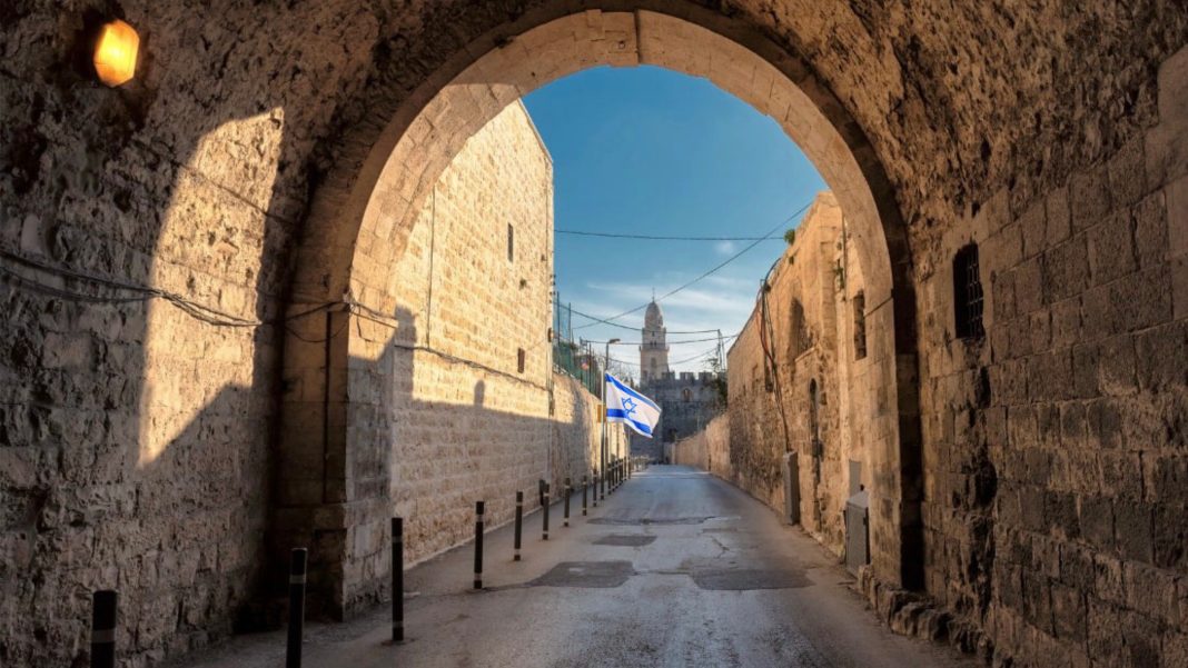 untitled artwork 9041