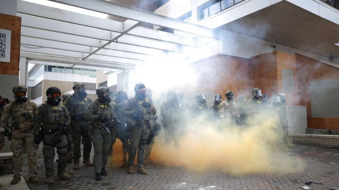 d6edc3766639fb30e969ae1f7048f05e9c56d55d69367e2d9e072f7b2116f4df 2