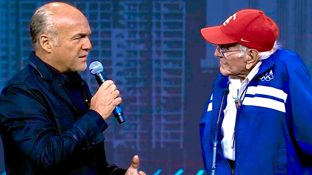 greg laurie and louis zamperini 2000x1200 2