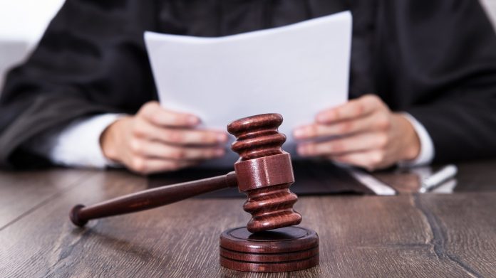 can a totally inexperienced person become a federal judge