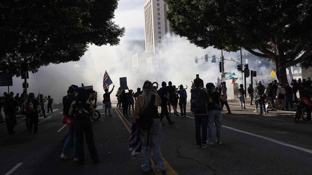 ice deportations protest 061525 09 fea2b376257e43d4908d8630c515e9a7 2
